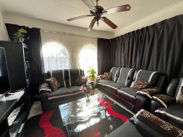 3 Bedroom Property for Sale in Ennerdale Gauteng