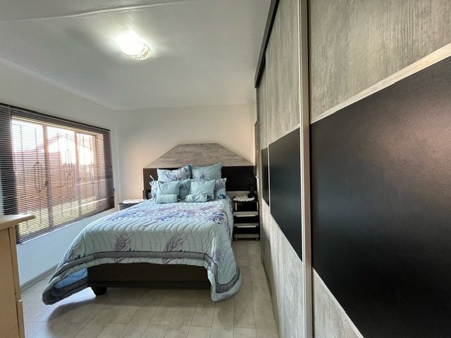 3 Bedroom Property for Sale in Ennerdale Gauteng