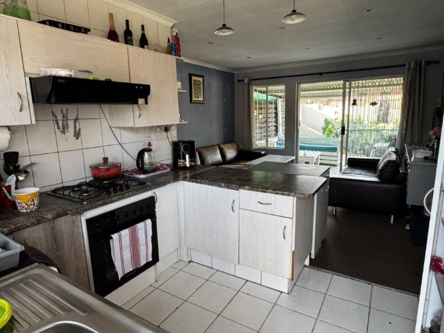 3 Bedroom Property for Sale in Birchleigh Gauteng