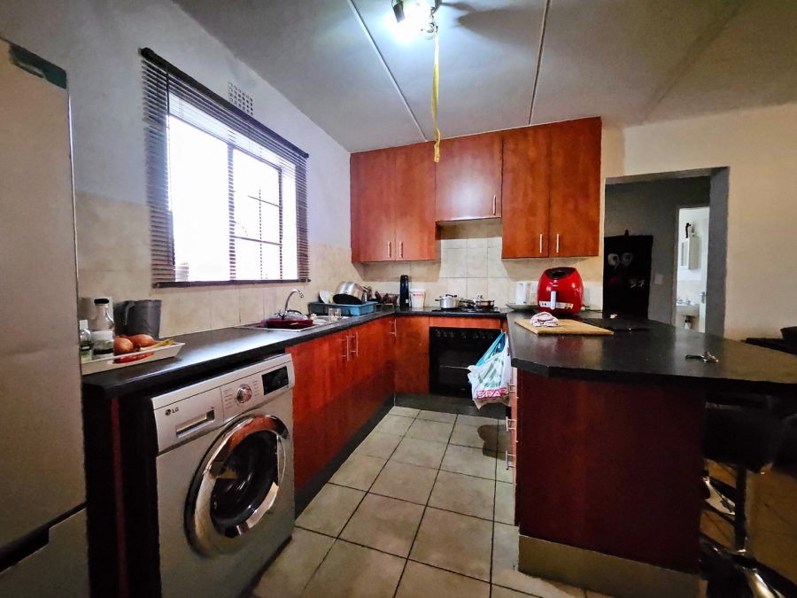 To Let 2 Bedroom Property for Rent in Terenure Gauteng