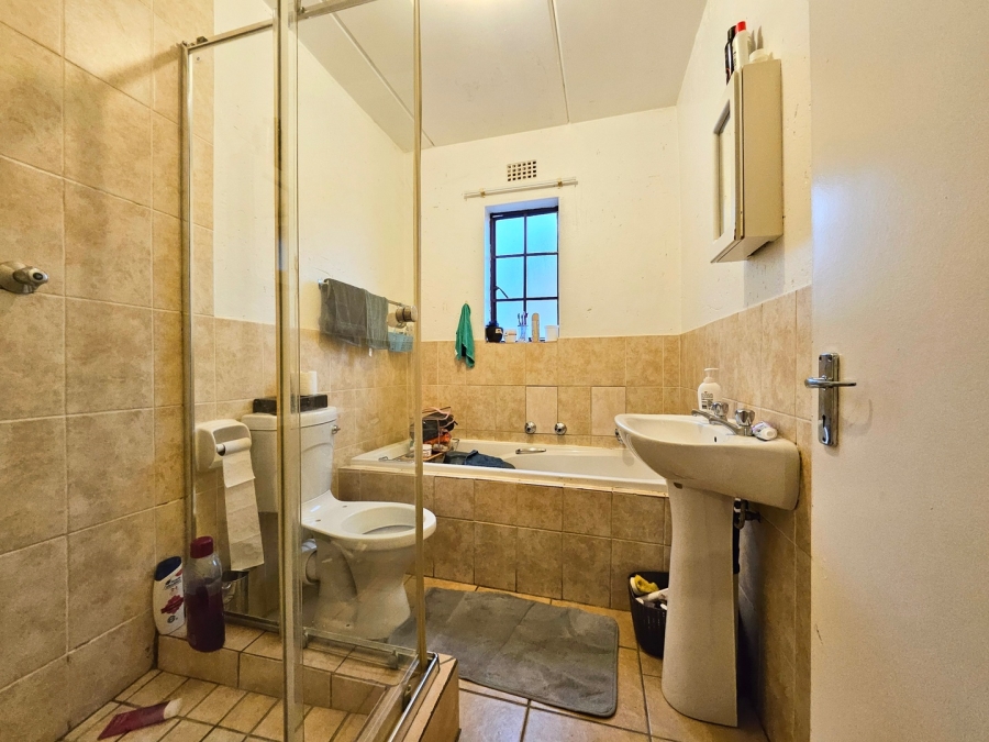 To Let 2 Bedroom Property for Rent in Terenure Gauteng