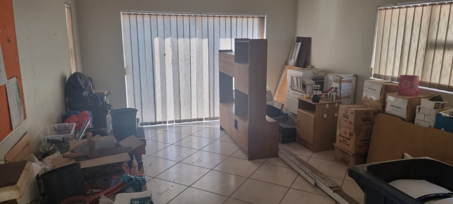 2 Bedroom Property for Sale in Pretoria Gardens Gauteng