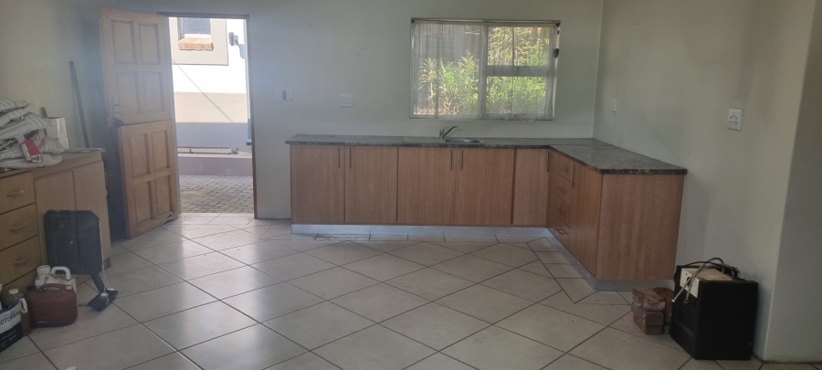 2 Bedroom Property for Sale in Pretoria Gardens Gauteng