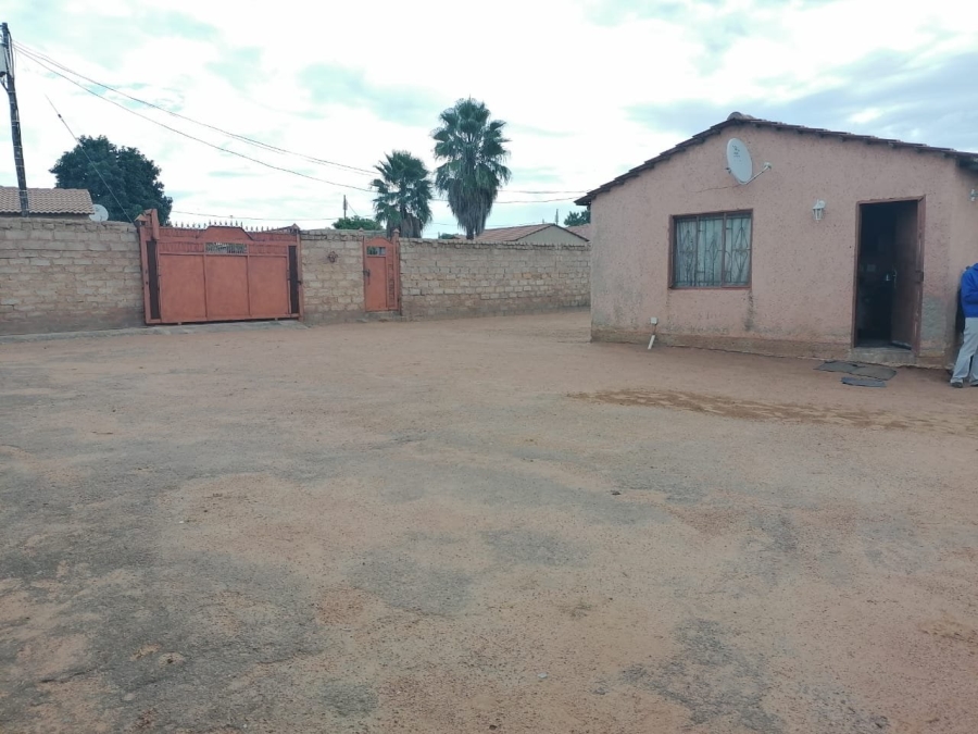 2 Bedroom Property for Sale in Soshanguve East Ext 3 Gauteng