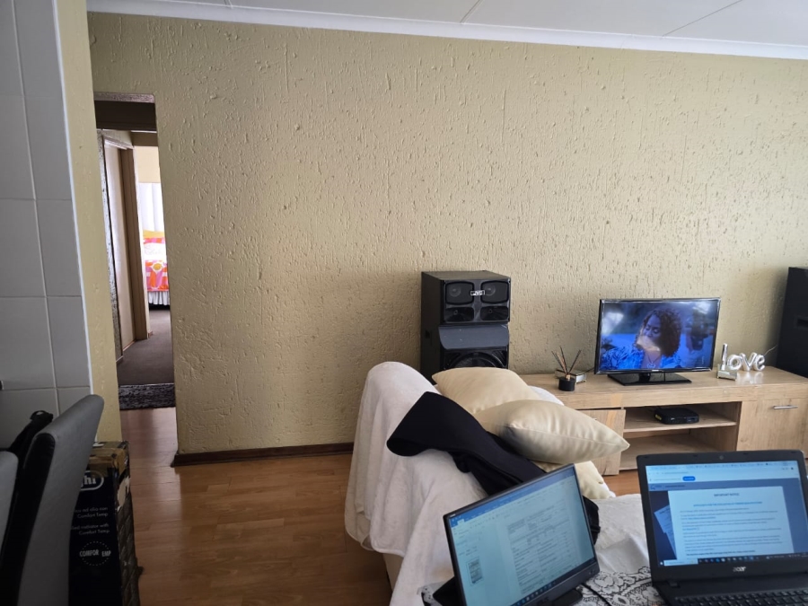2 Bedroom Property for Sale in Witfield Gauteng