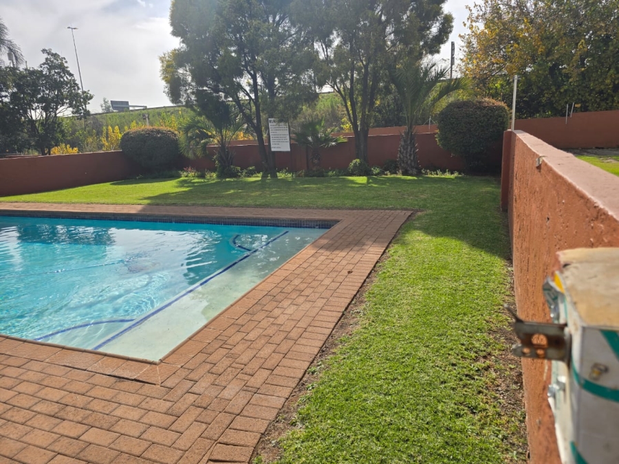 2 Bedroom Property for Sale in Witfield Gauteng