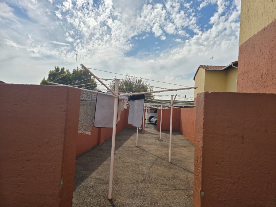 2 Bedroom Property for Sale in Witfield Gauteng