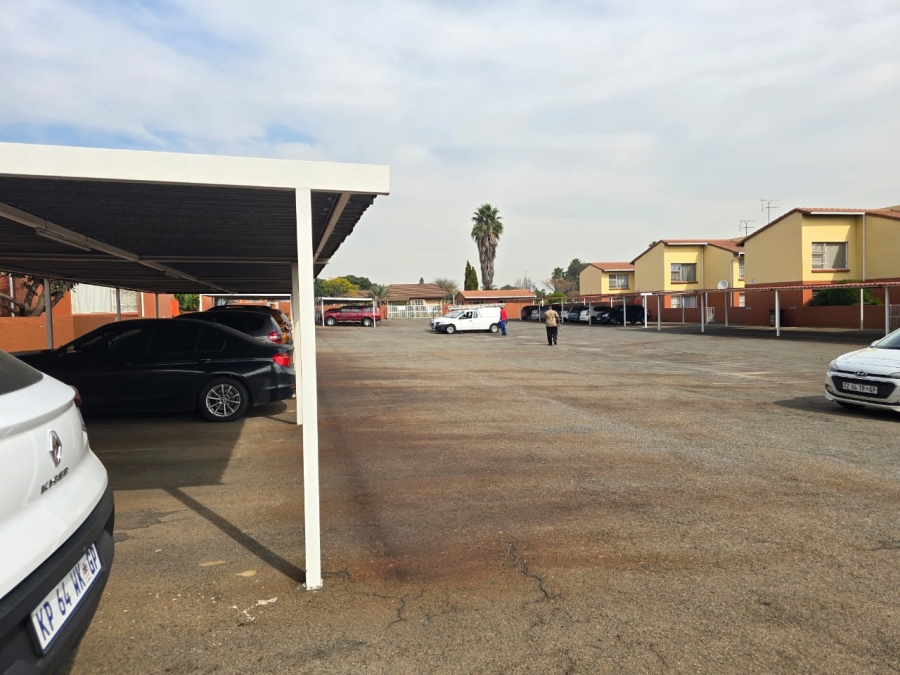 2 Bedroom Property for Sale in Witfield Gauteng