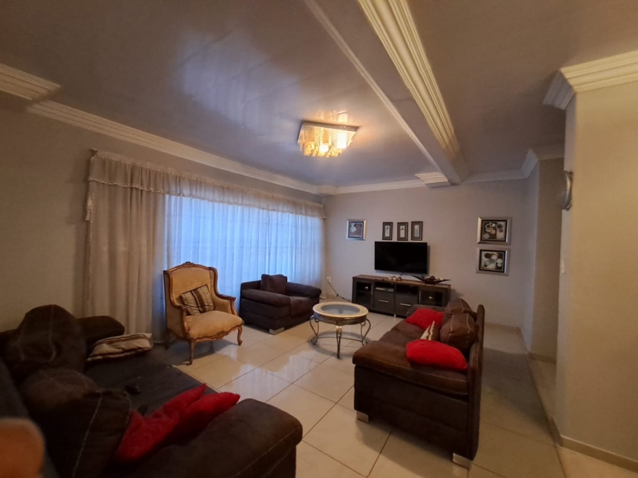 3 Bedroom Property for Sale in The Orchards Gauteng