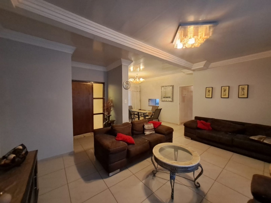 3 Bedroom Property for Sale in The Orchards Gauteng