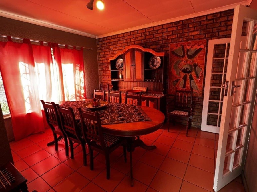 4 Bedroom Property for Sale in Edleen Gauteng