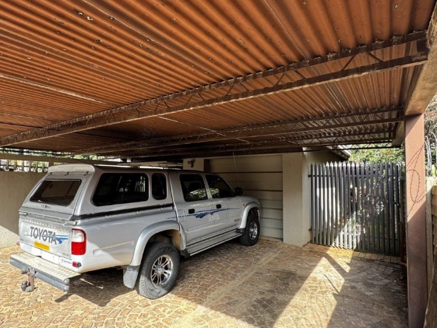 4 Bedroom Property for Sale in Edleen Gauteng