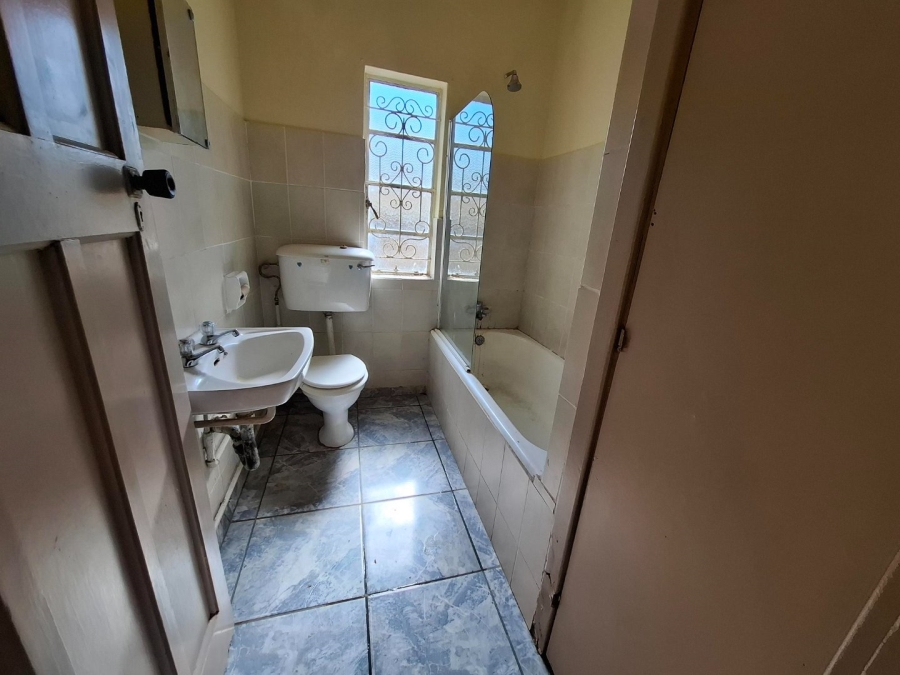 3 Bedroom Property for Sale in Gezina Gauteng