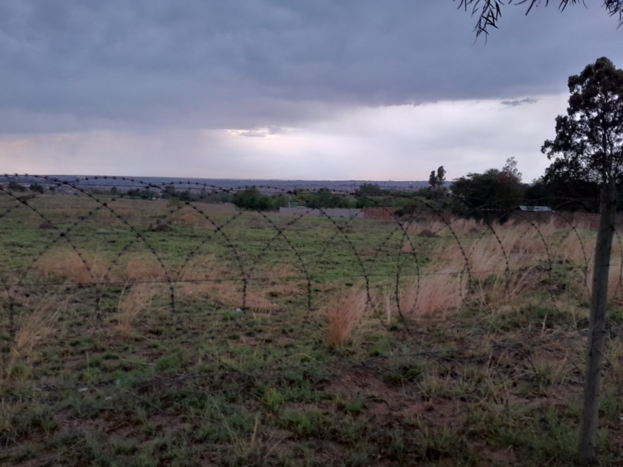 To Let commercial Property for Rent in President Park Gauteng