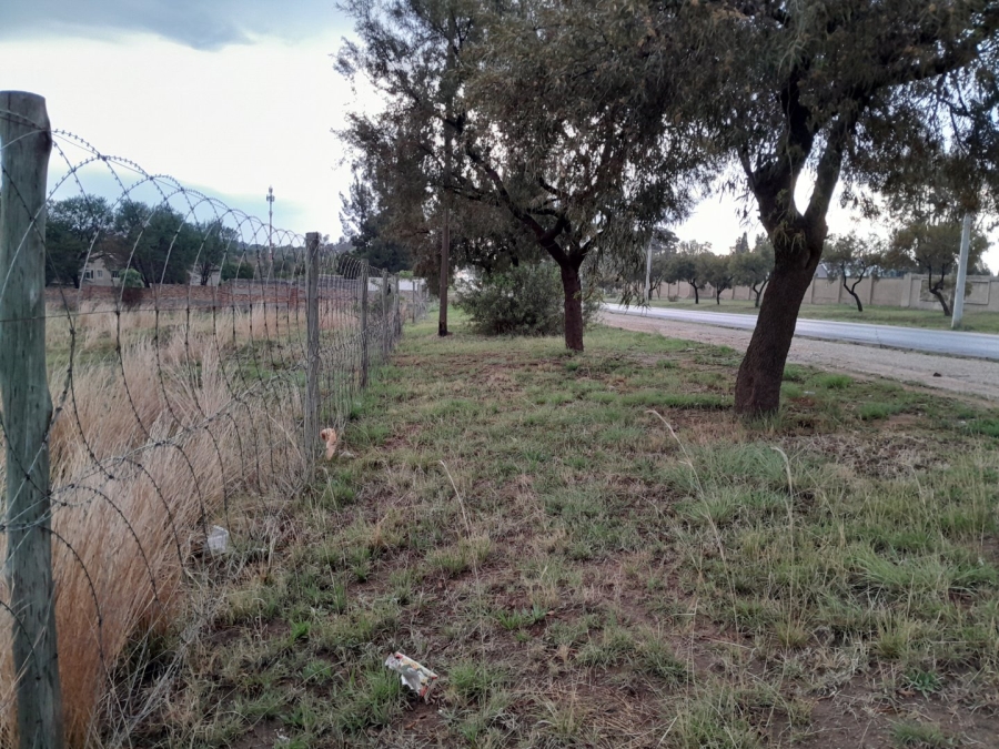 To Let commercial Property for Rent in President Park Gauteng