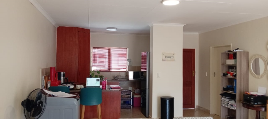 2 Bedroom Property for Sale in Annlin Gauteng