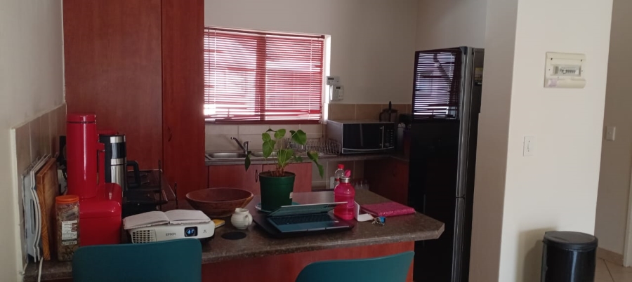 2 Bedroom Property for Sale in Annlin Gauteng