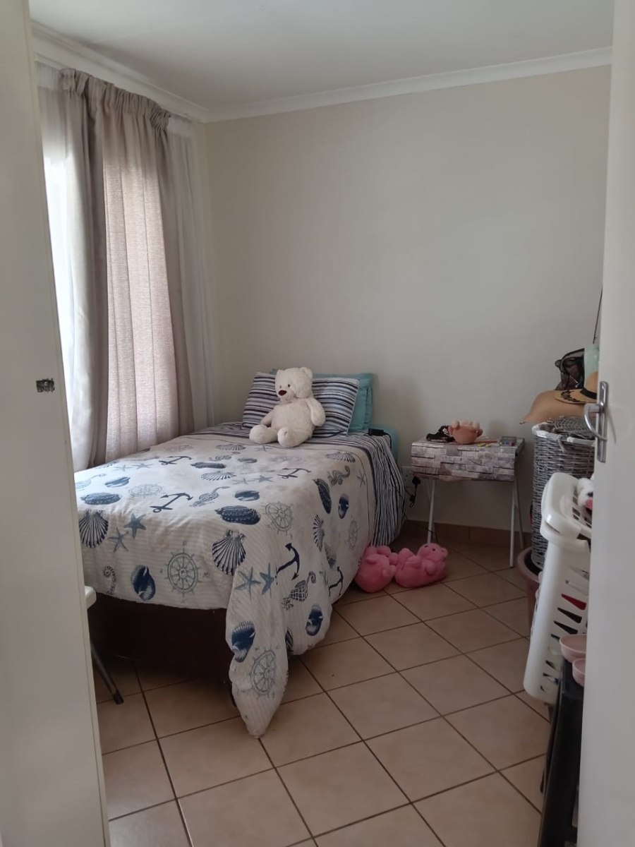 2 Bedroom Property for Sale in Annlin Gauteng