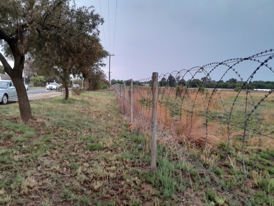 To Let commercial Property for Rent in President Park Gauteng