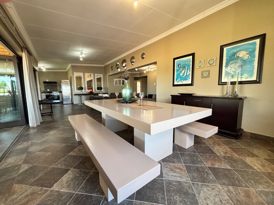 4 Bedroom Property for Sale in Bronkhorstbaai Gauteng