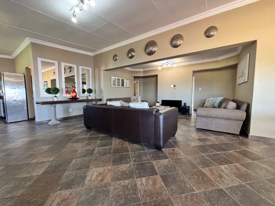 4 Bedroom Property for Sale in Bronkhorstbaai Gauteng