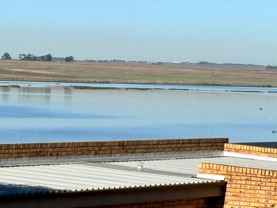 4 Bedroom Property for Sale in Bronkhorstbaai Gauteng