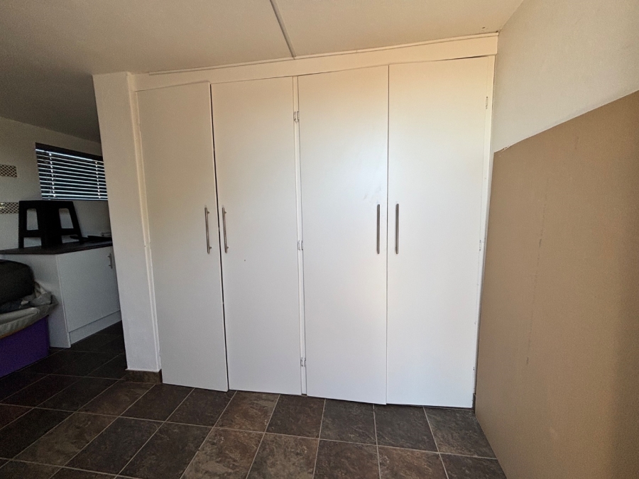 4 Bedroom Property for Sale in Bronkhorstbaai Gauteng