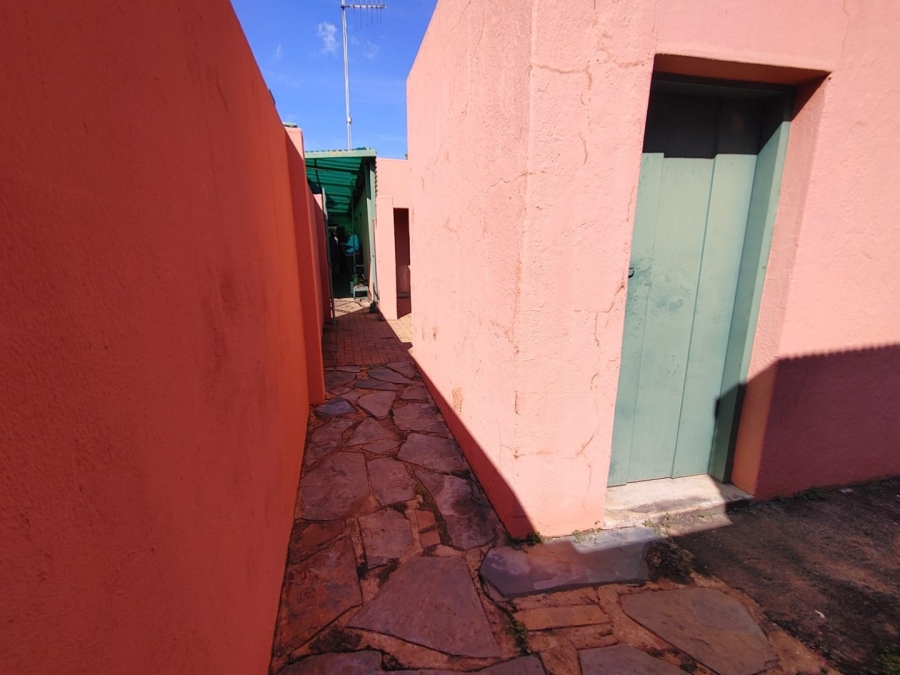 4 Bedroom Property for Sale in Capital Park Gauteng