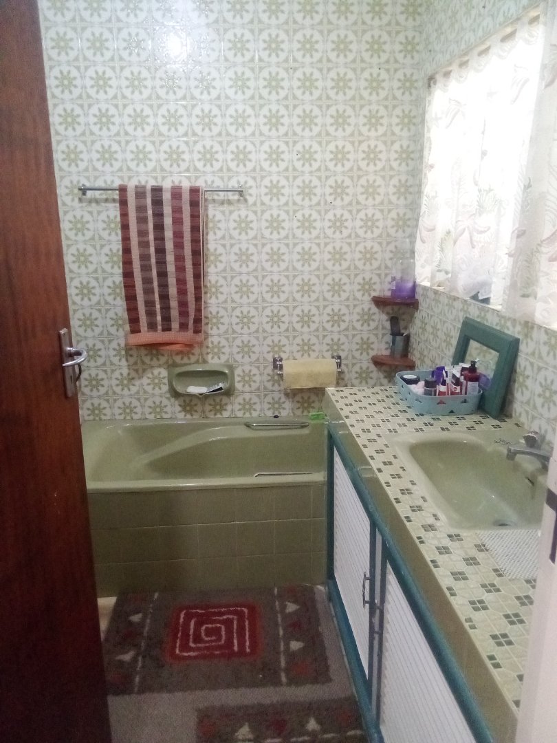  Bedroom Property for Sale in Sophiatown Gauteng
