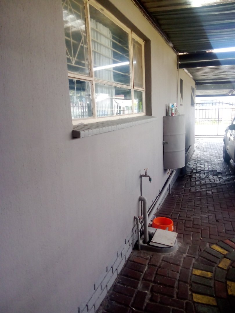  Bedroom Property for Sale in Sophiatown Gauteng