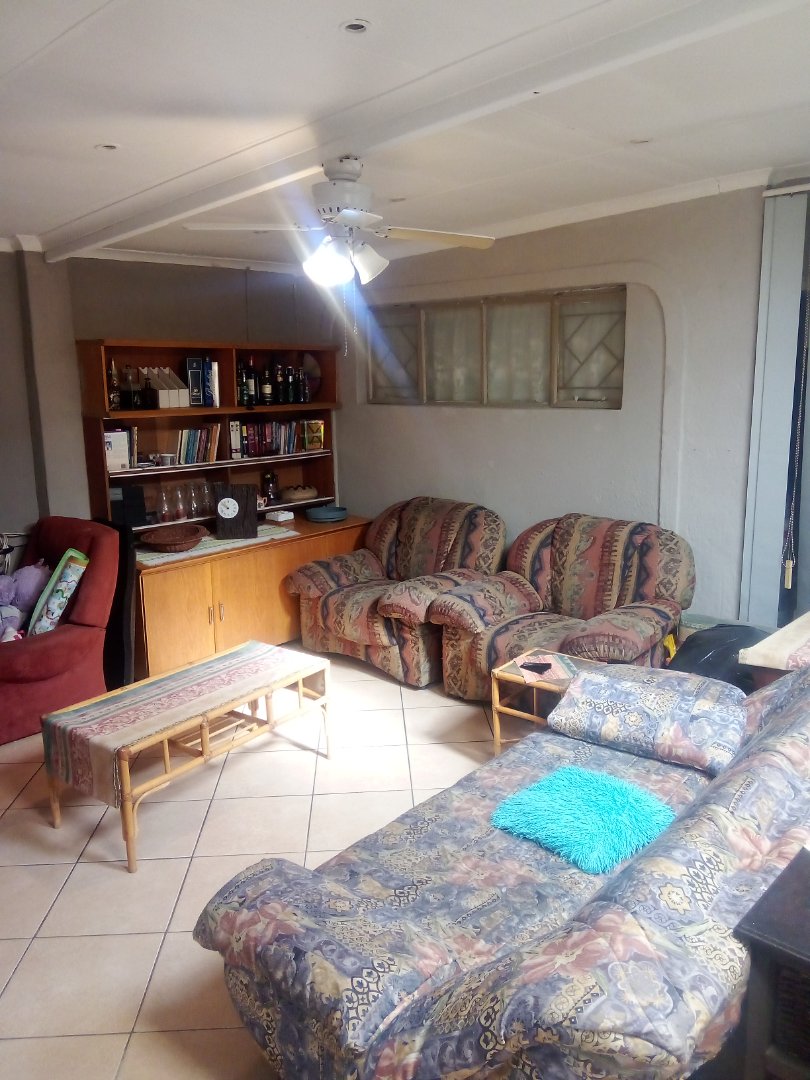  Bedroom Property for Sale in Sophiatown Gauteng