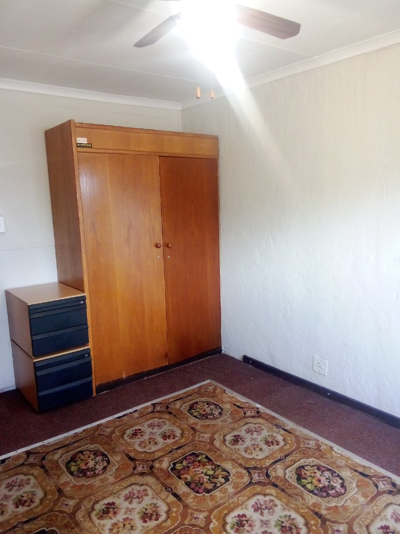  Bedroom Property for Sale in Sophiatown Gauteng