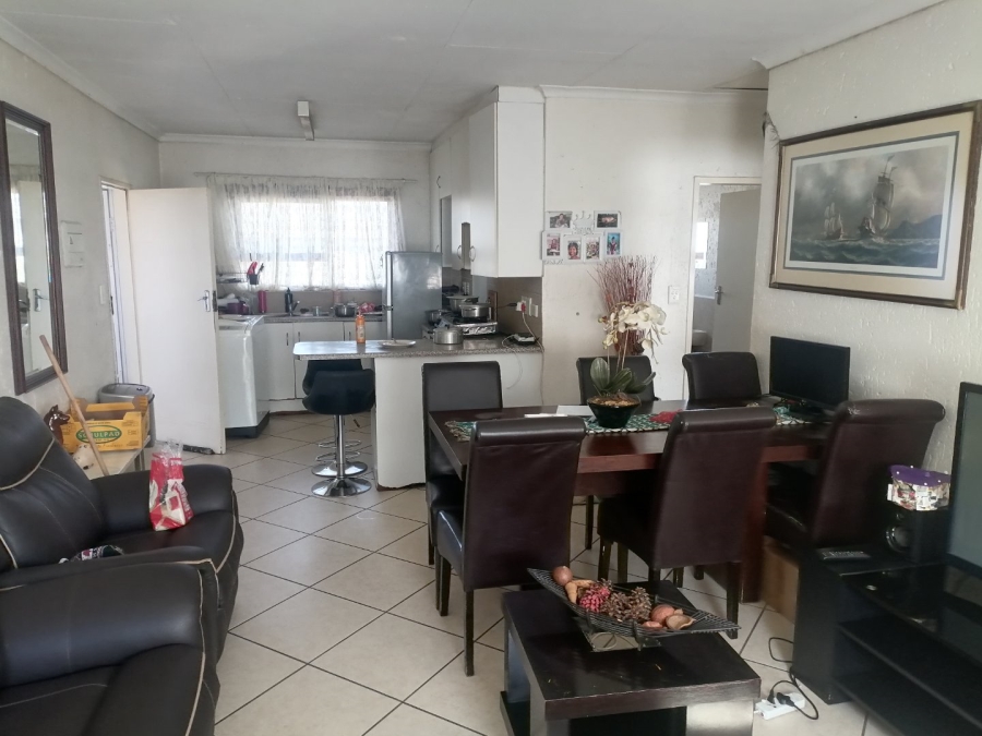2 Bedroom Property for Sale in Beyers Park Gauteng