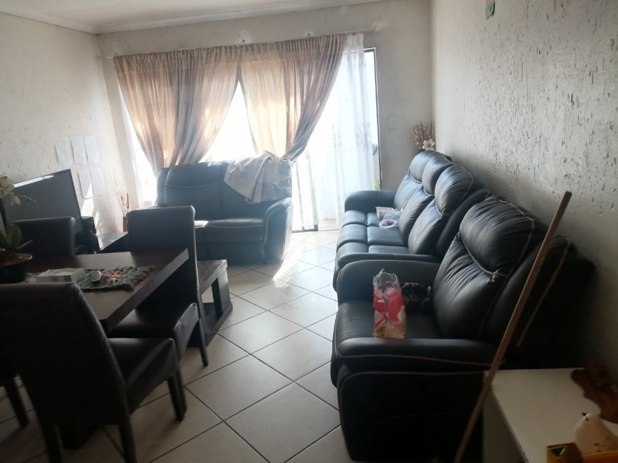 2 Bedroom Property for Sale in Beyers Park Gauteng