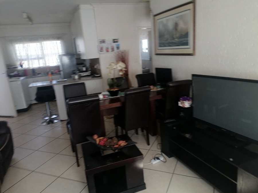 2 Bedroom Property for Sale in Beyers Park Gauteng
