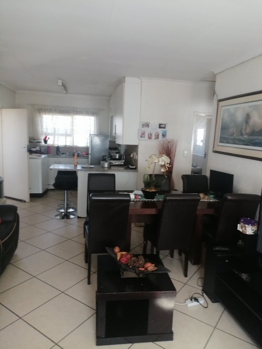 2 Bedroom Property for Sale in Beyers Park Gauteng