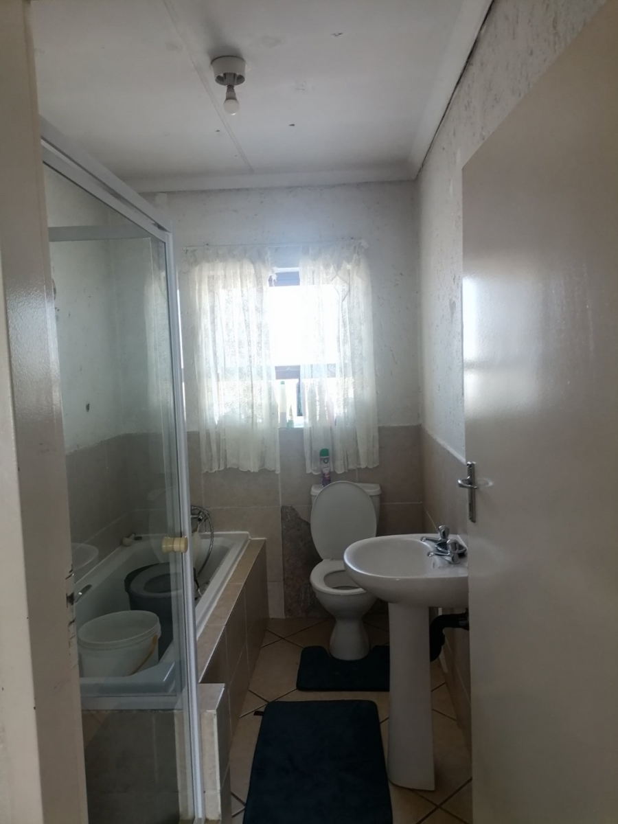 2 Bedroom Property for Sale in Beyers Park Gauteng