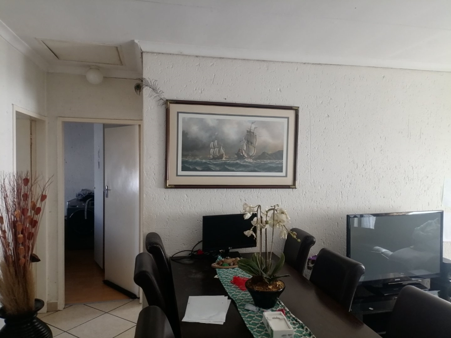 2 Bedroom Property for Sale in Beyers Park Gauteng