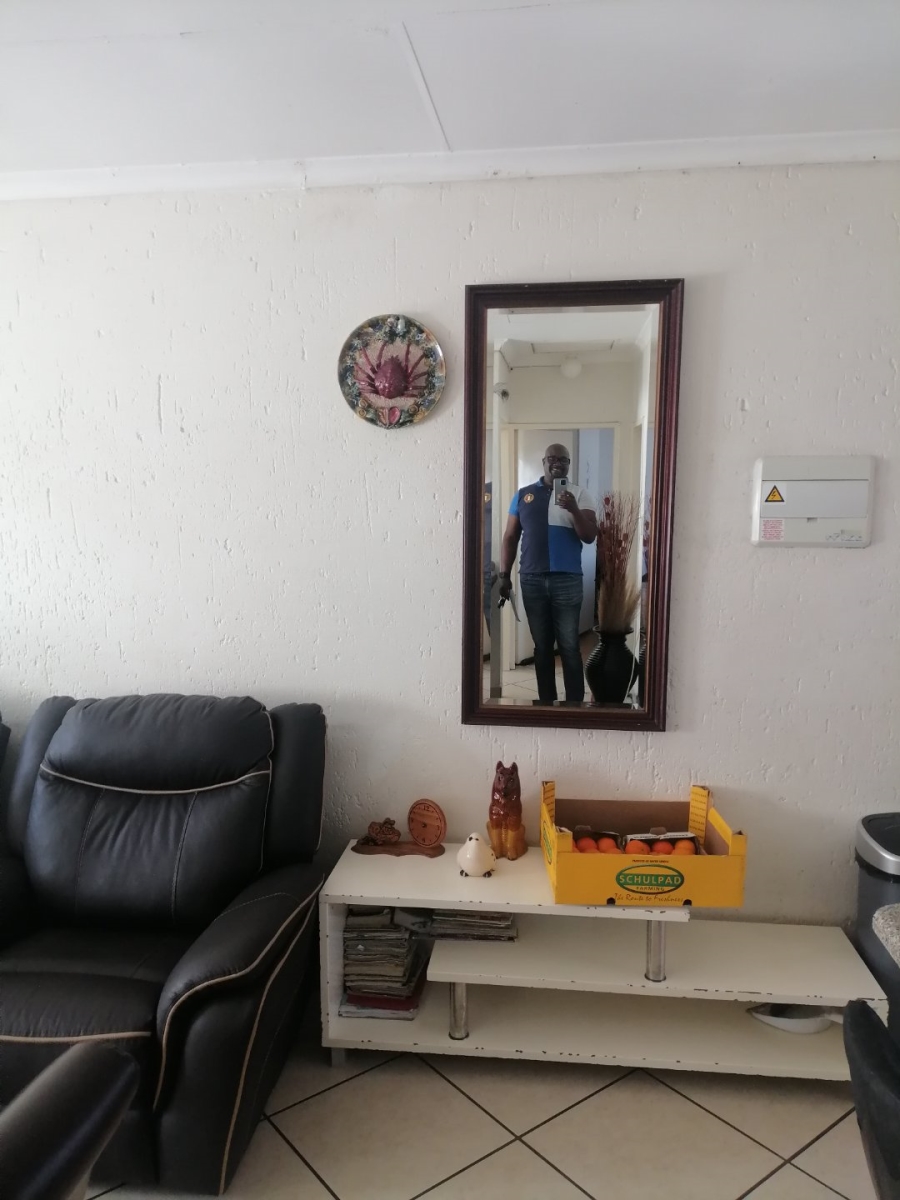 2 Bedroom Property for Sale in Beyers Park Gauteng