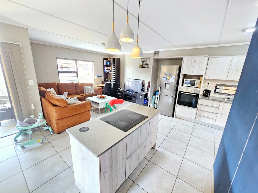 3 Bedroom Property for Sale in Amberfield Gauteng