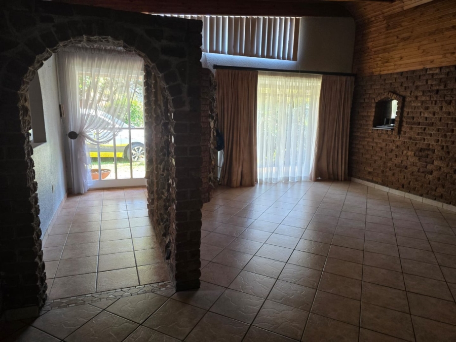 4 Bedroom Property for Sale in Witfield Gauteng