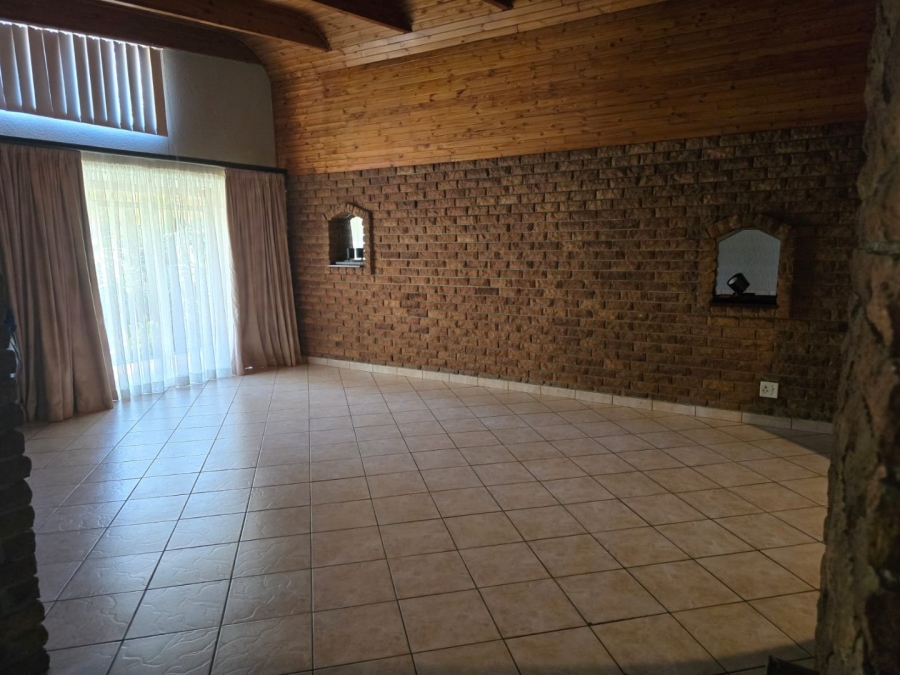 4 Bedroom Property for Sale in Witfield Gauteng