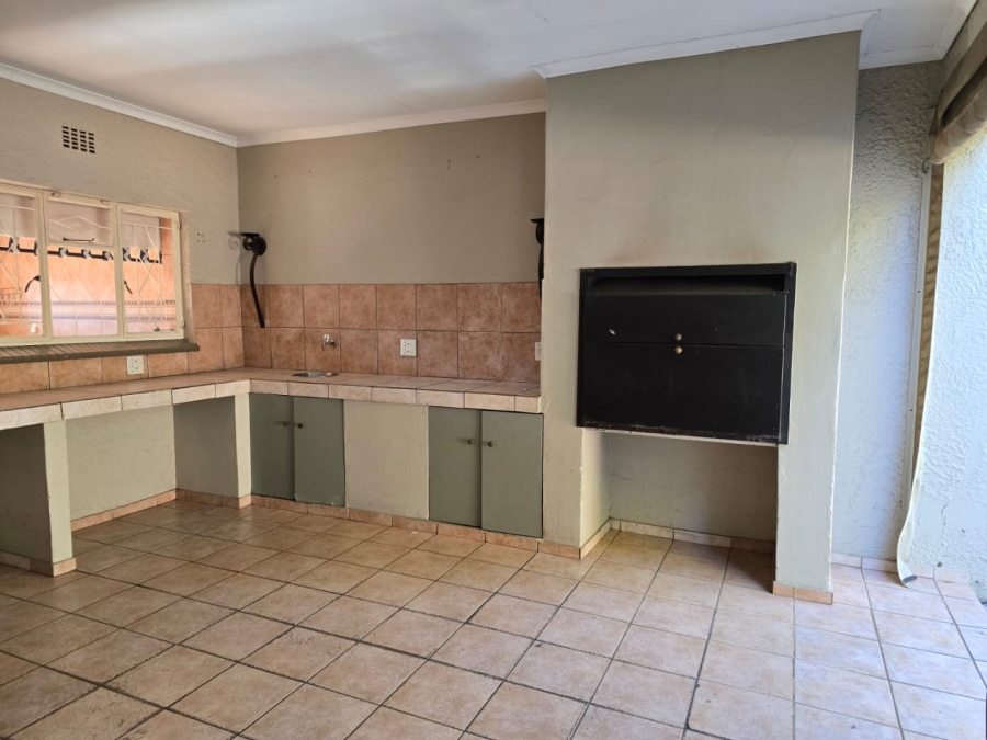 4 Bedroom Property for Sale in Witfield Gauteng