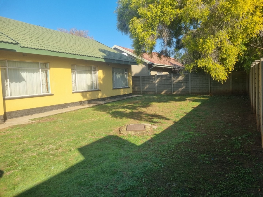 To Let 3 Bedroom Property for Rent in Vanderbijlpark SE 6 Gauteng