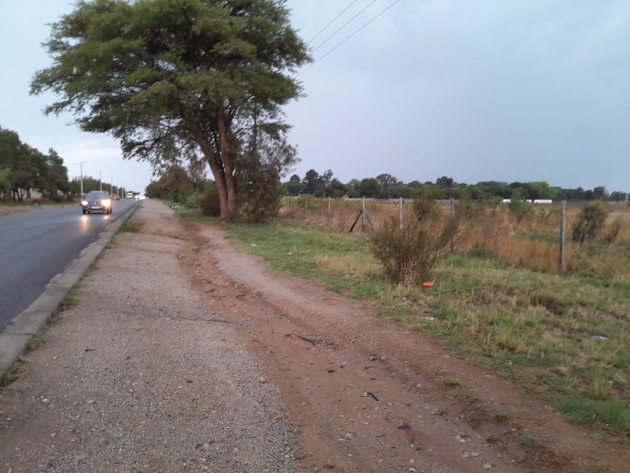To Let commercial Property for Rent in President Park Gauteng
