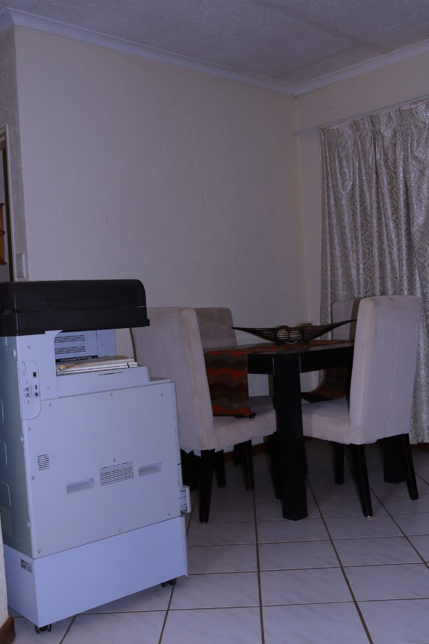 To Let 2 Bedroom Property for Rent in Rooihuiskraal Gauteng
