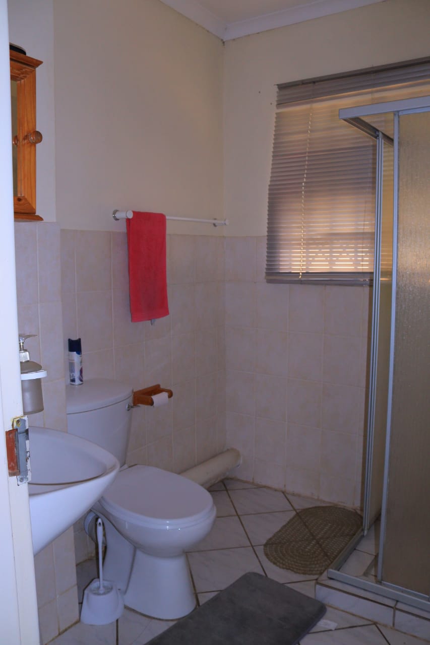 To Let 2 Bedroom Property for Rent in Rooihuiskraal Gauteng