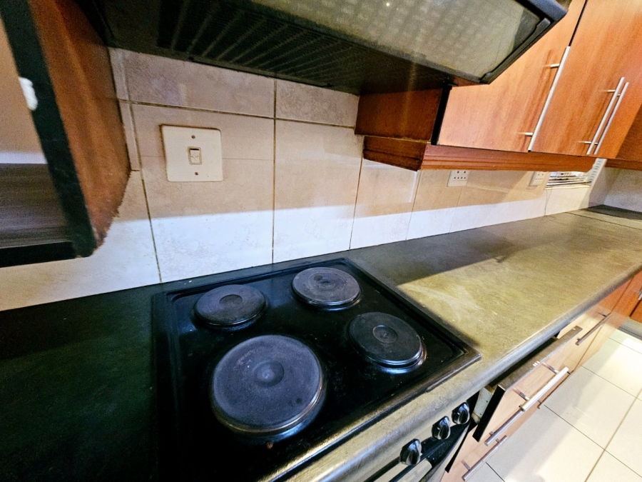 4 Bedroom Property for Sale in Laudium Gauteng