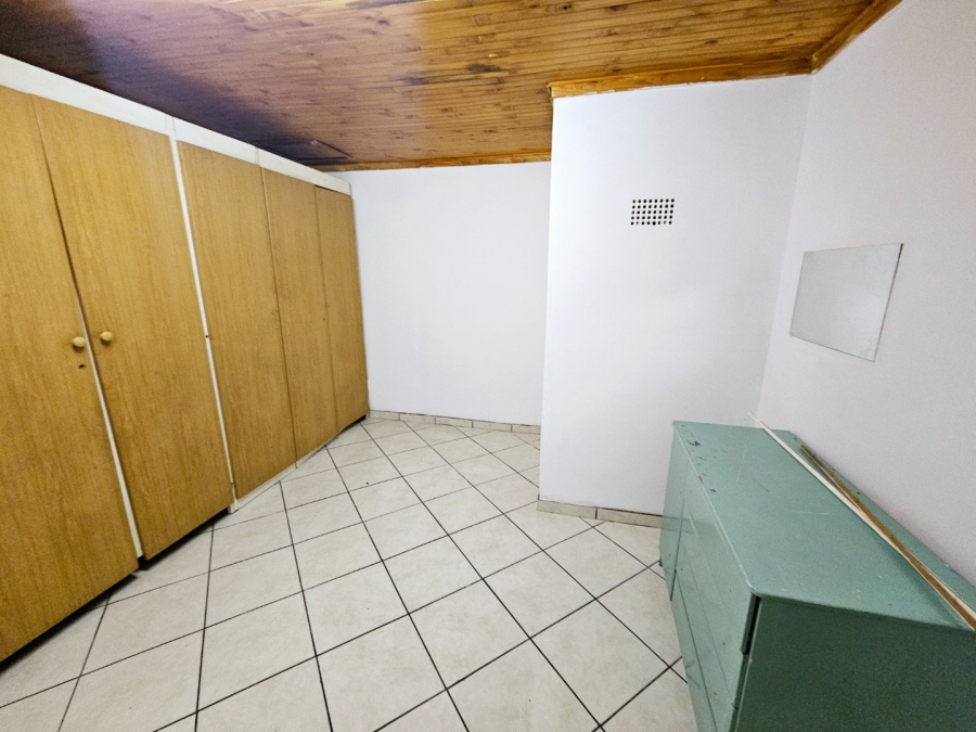 4 Bedroom Property for Sale in Laudium Gauteng
