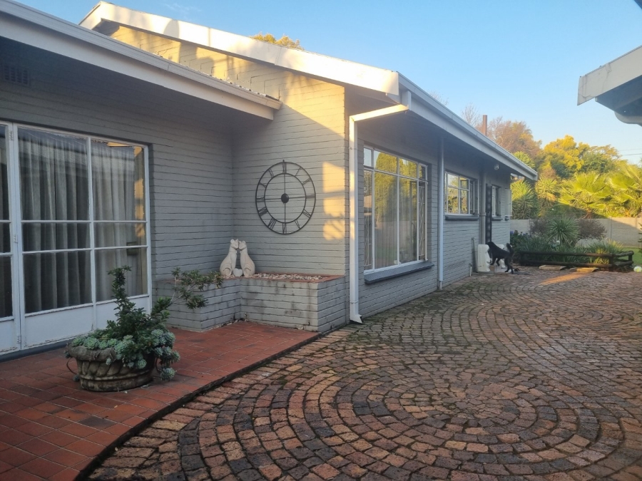 4 Bedroom Property for Sale in Vanderbijlpark SW 5 Gauteng